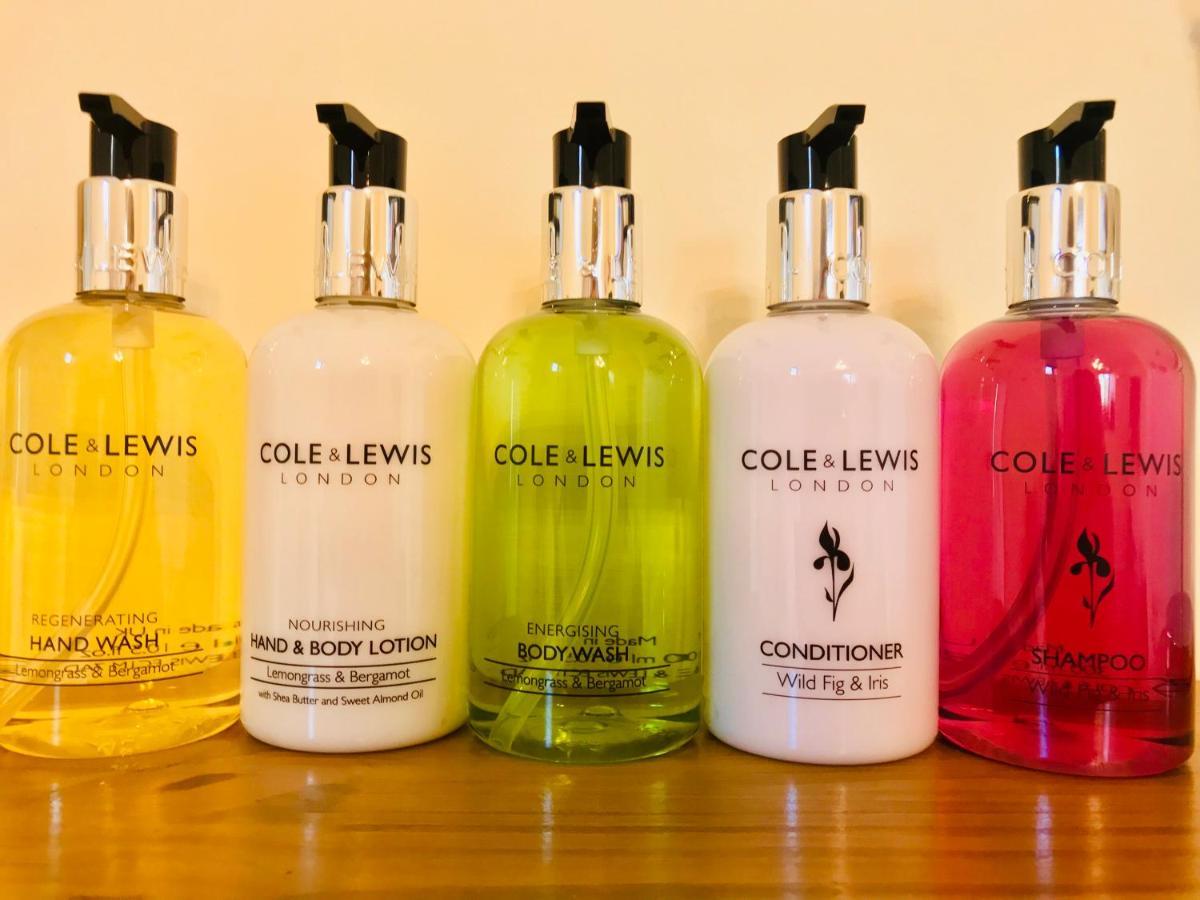 Couette-café Stiles Of *